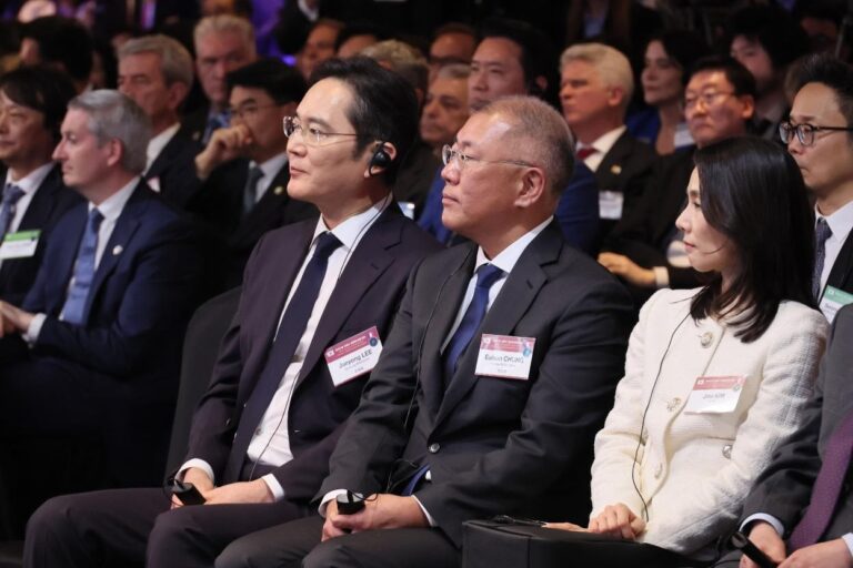 ကိုရီးယားနှင့် ပြင်သစ်တို့ ဘိုင်အိုတက်ခ်၊ သဘာဝပတ်ဝန်းကျင်နှင့် သဟဇာတစွမ်းအင်၊ AI ကဏ္ဍများတွင် ပူးပေါင်းဆောင်ရွက်မှု တိုးမြှင့်မည်